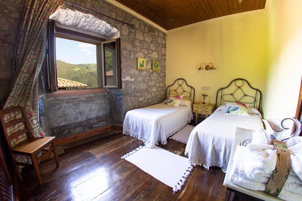 Agroturismo La Casona De Belmonte Ovinana  Exterior photo